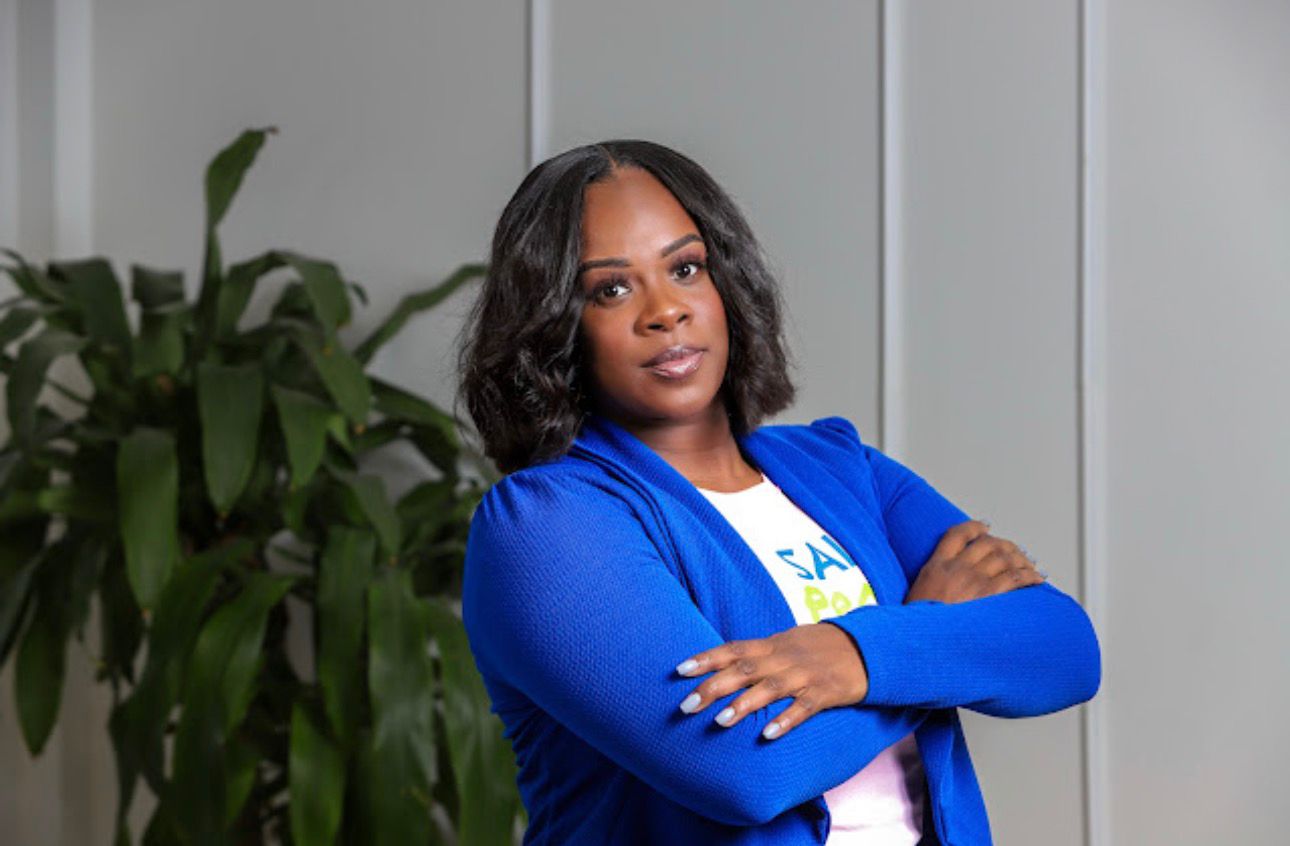 Erika Jones, ready to help you book your Profit and Tax Clarity Call